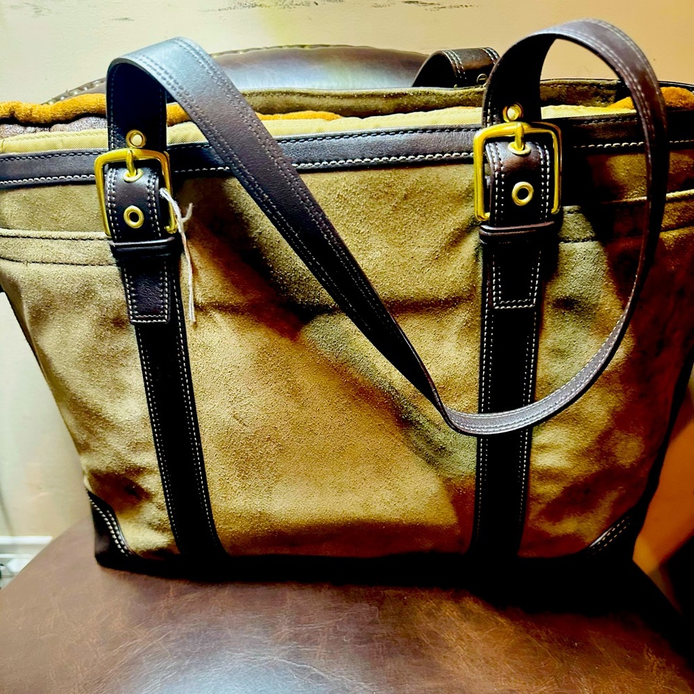 coach diaper bag in good condition